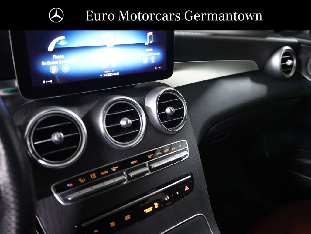 Used 2021 Mercedes-Benz GLC 300 4MATIC Coupe image 21