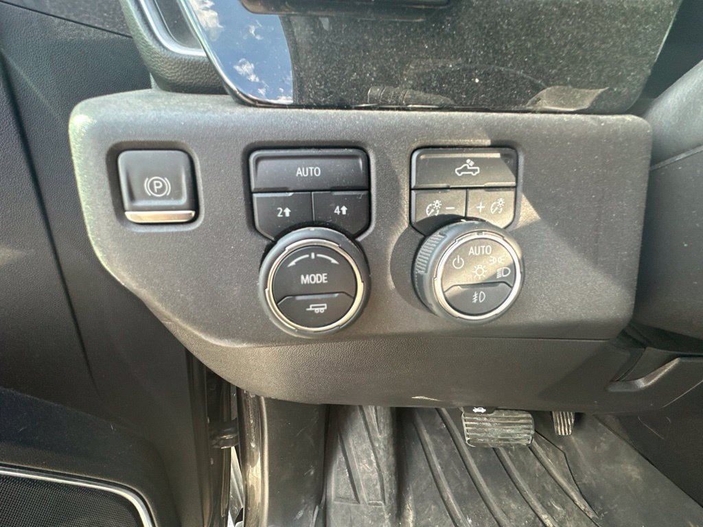 Used 2024 Chevrolet Silverado 1500 RST w/ Convenience Package II AWD/4WD image 34