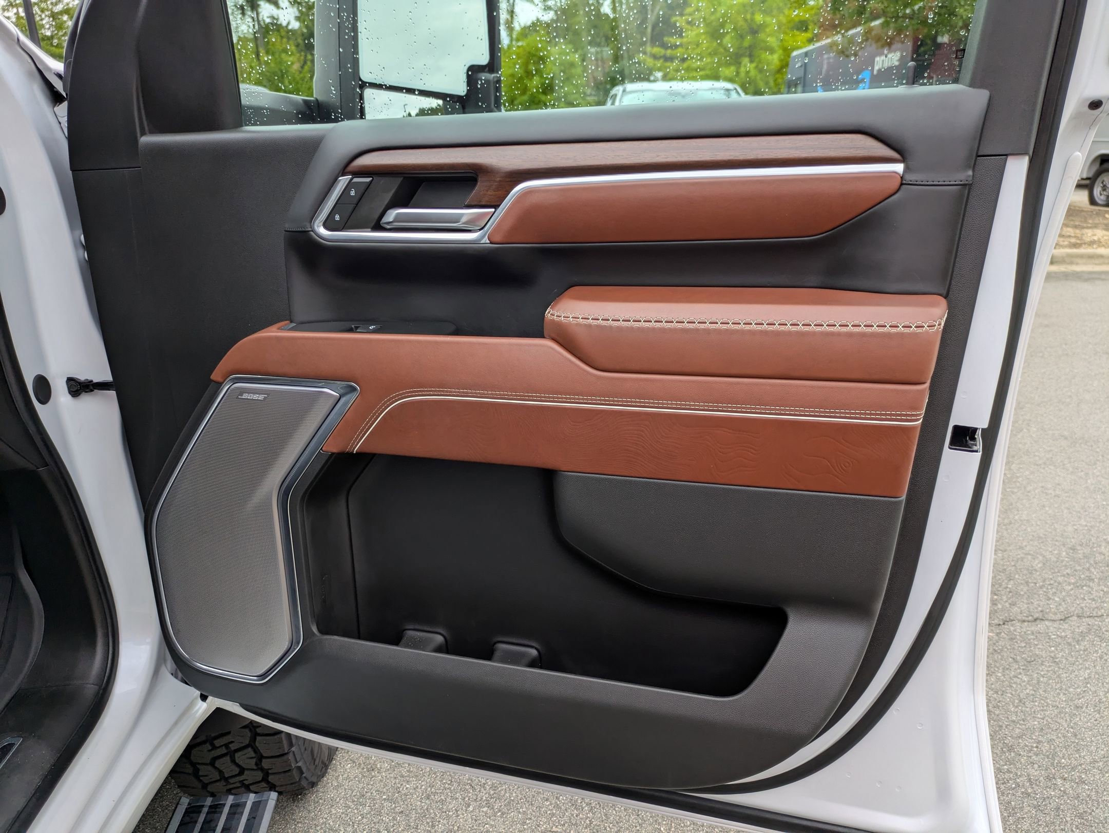 Used 2024 GMC Sierra 2500 Denali Ultimate image 40