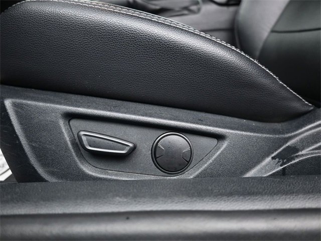 Used 2023 Ford Mustang Premium image 10