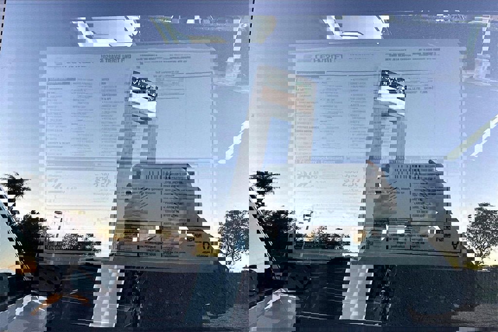 New 2026 Chevrolet Traverse LT w/ Midnight/Sport Edition image 14