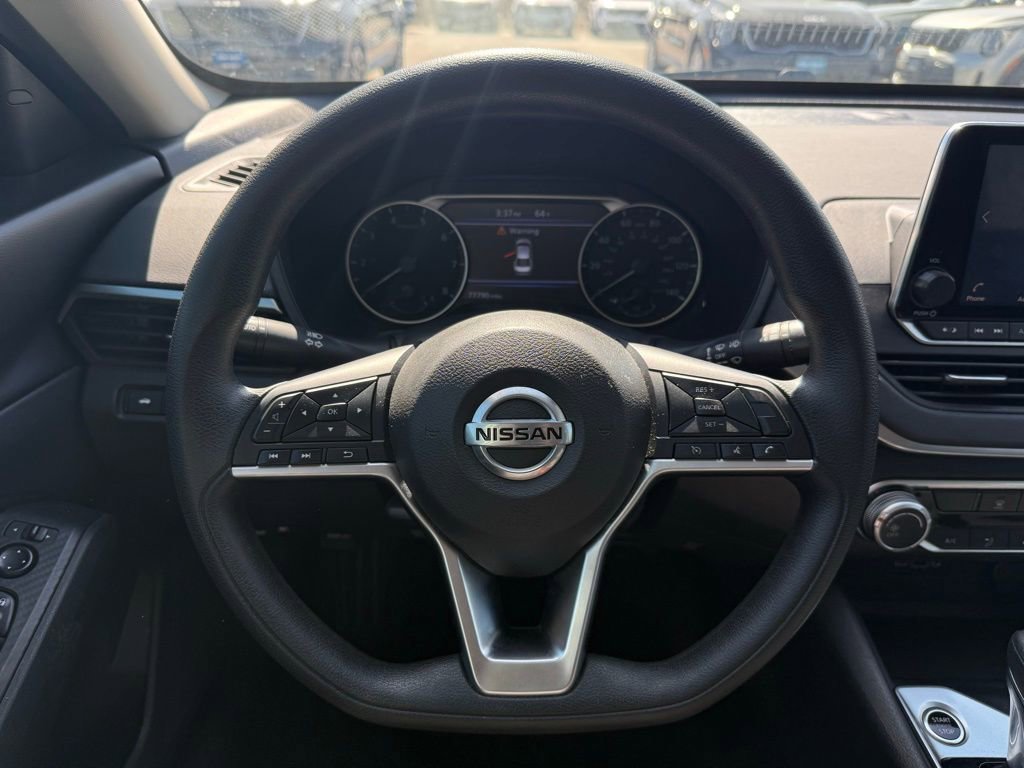 Used 2022 Nissan Altima 2.5 SV image 22