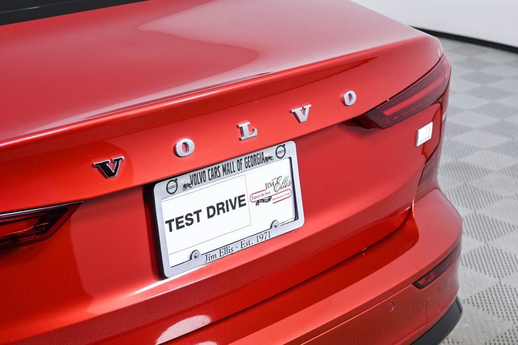 Certified 2024 Volvo S60 T8 Core w/ Climate Package AWD/4WD image 37