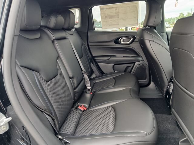 New 2026 Jeep Compass Latitude AWD/4WD image 19