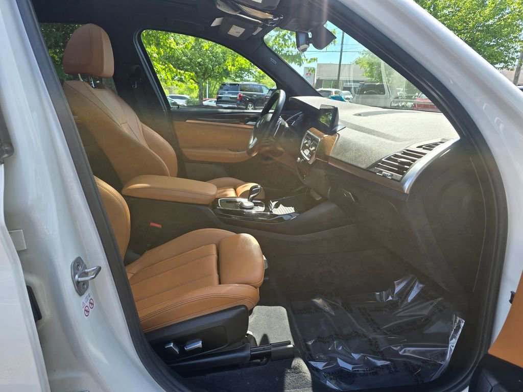 Used 2023 BMW X3 xDrive30i w/ Convenience Package w/ZPA AWD/4WD image 11