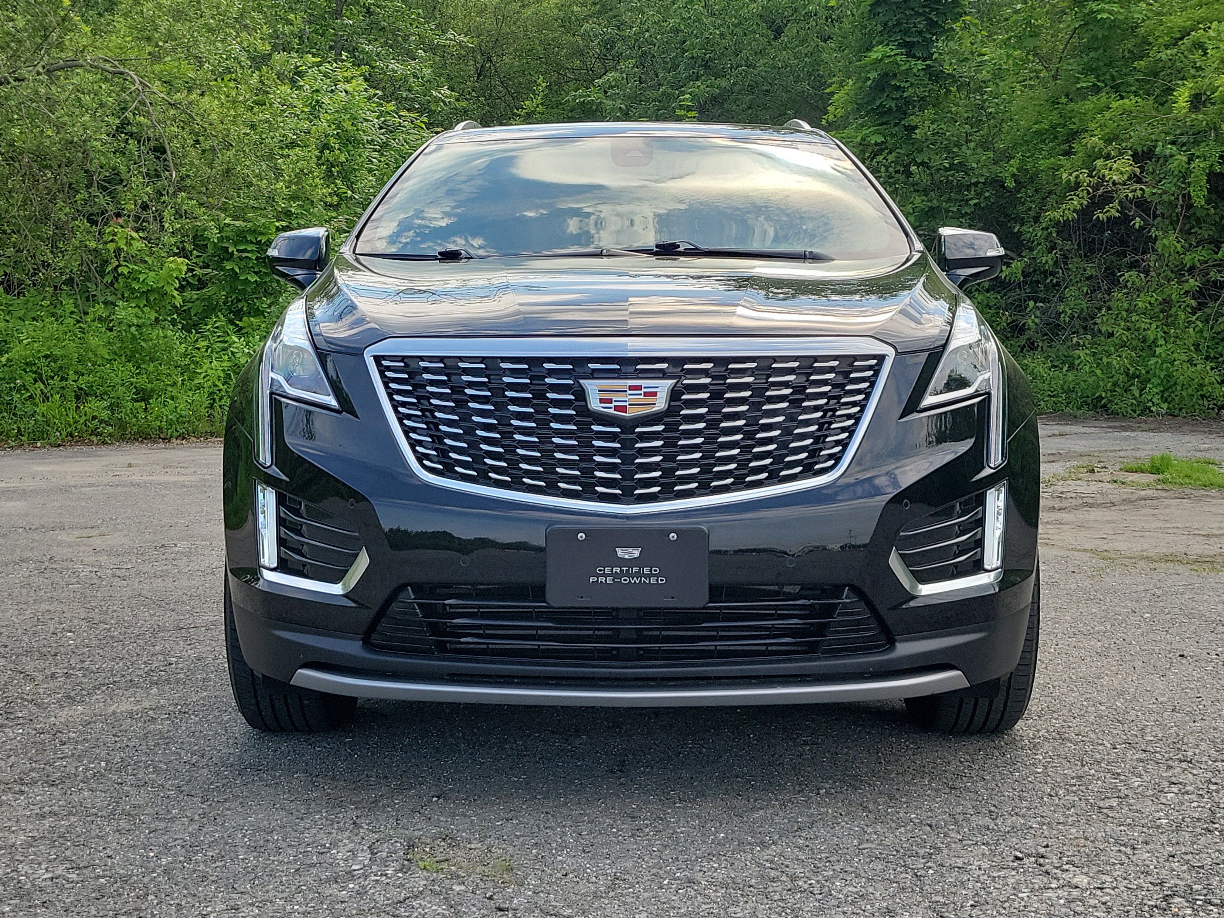 Certified 2023 Cadillac XT5 Premium Luxury AWD/4WD image 2