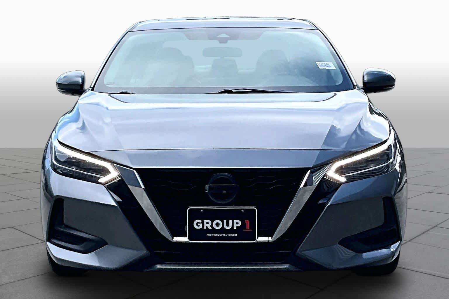 Used 2020 Nissan Sentra SV w/ SV Premium Package FWD image 4