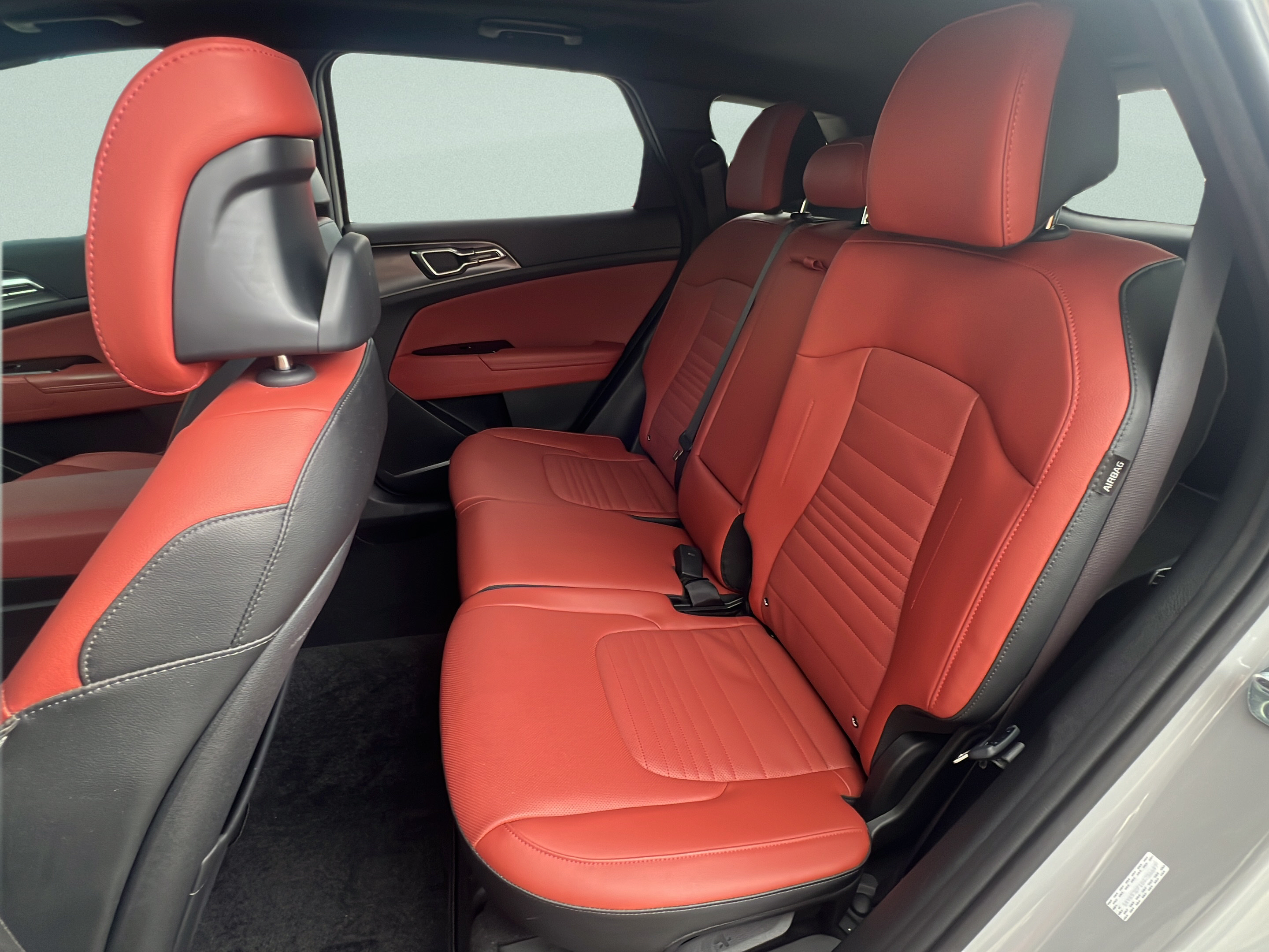 Certified 2025 Kia Sportage SX FWD image 13