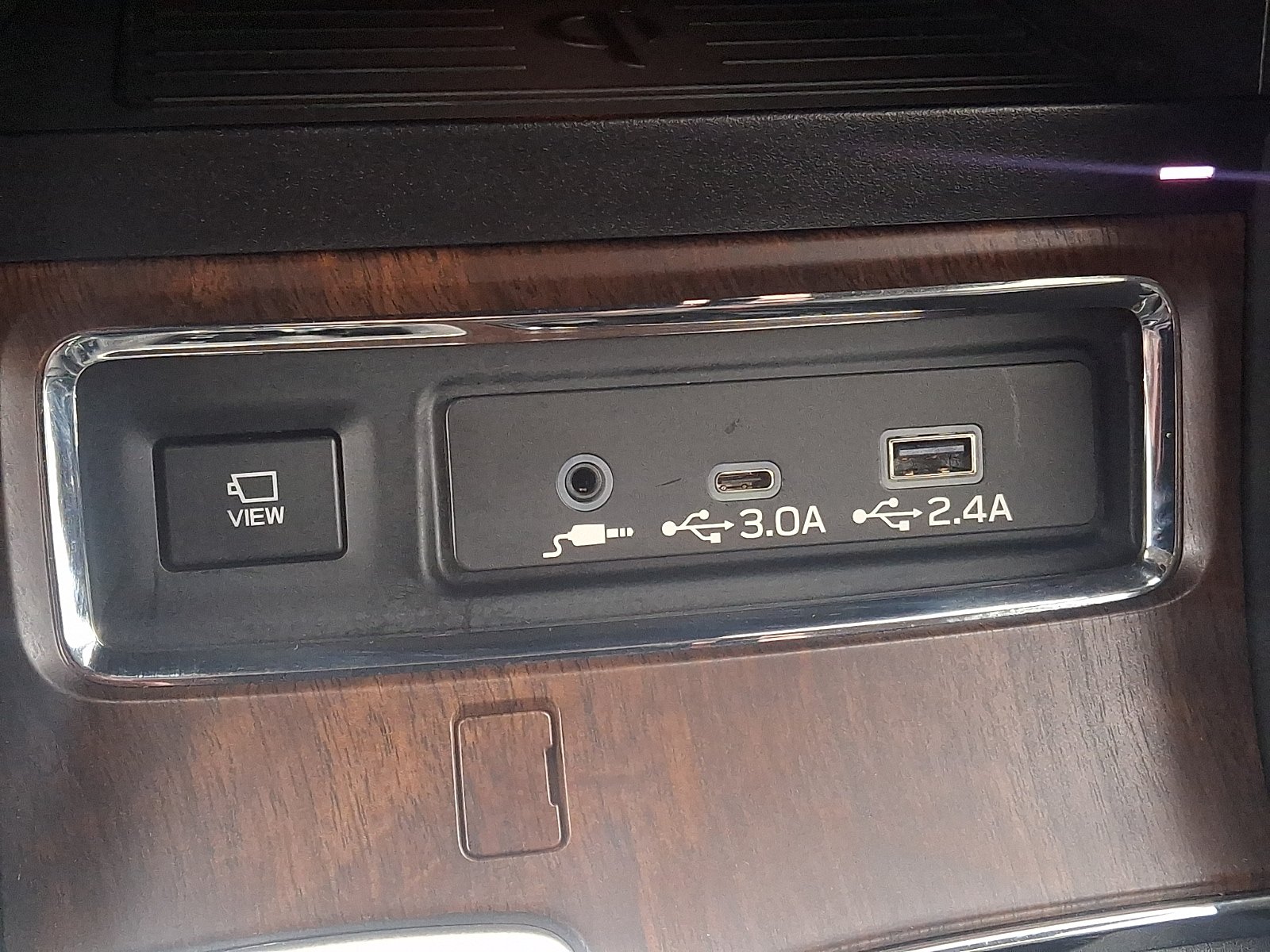 Used 2025 Subaru Ascent Touring AWD/4WD image 25