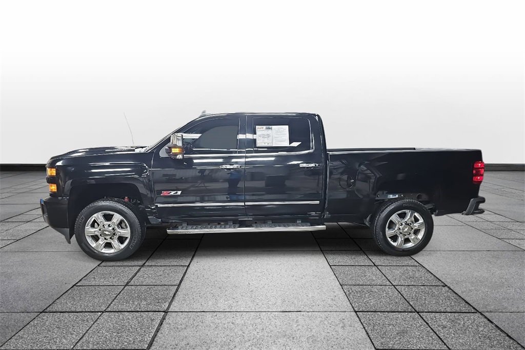 Used 2018 Chevrolet Silverado 2500 LTZ w/ Duramax Plus Package image 3