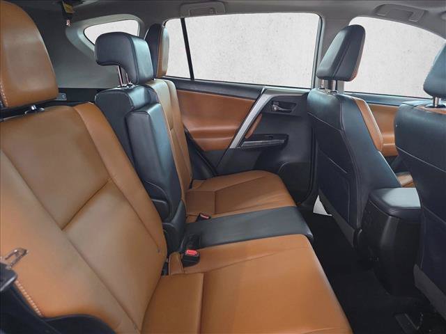 Used 2017 Toyota RAV4 Platinum FWD image 19