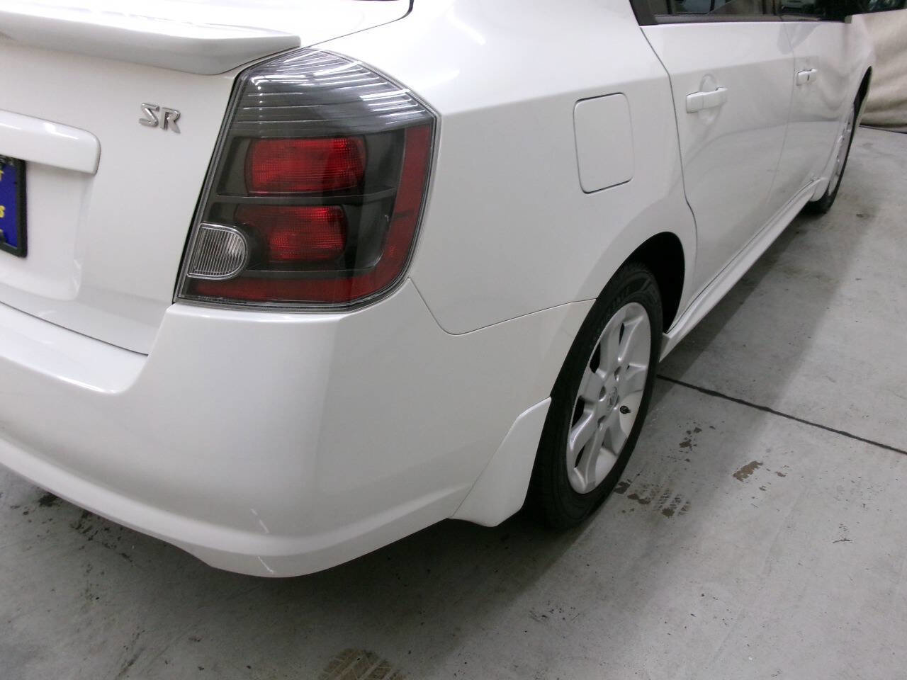 Used 2011 Nissan Sentra 2.0 SR w/ Convenience Pkg image 7