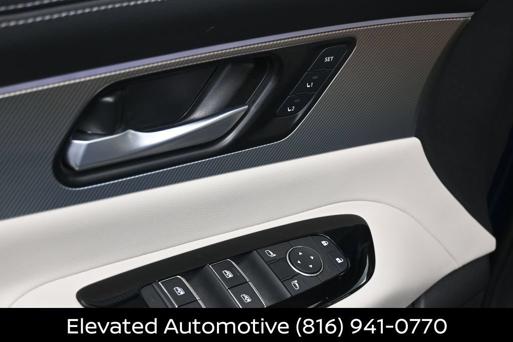 Certified 2025 Nissan Murano SL AWD/4WD image 15