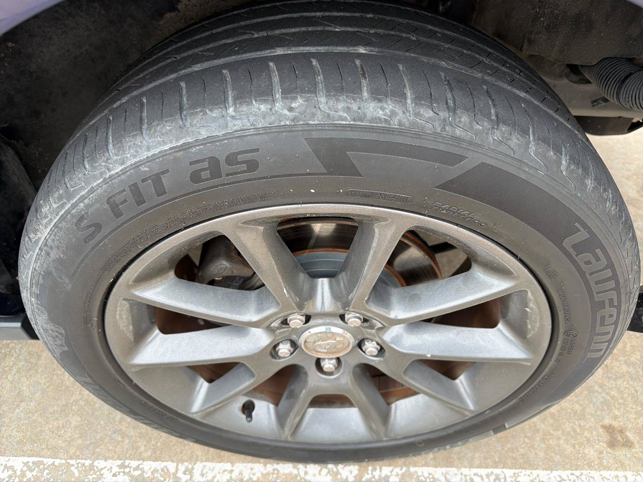 Used 2010 Ford Mustang Coupe RWD image 32
