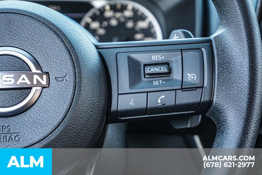Used 2023 Nissan Rogue S image 30