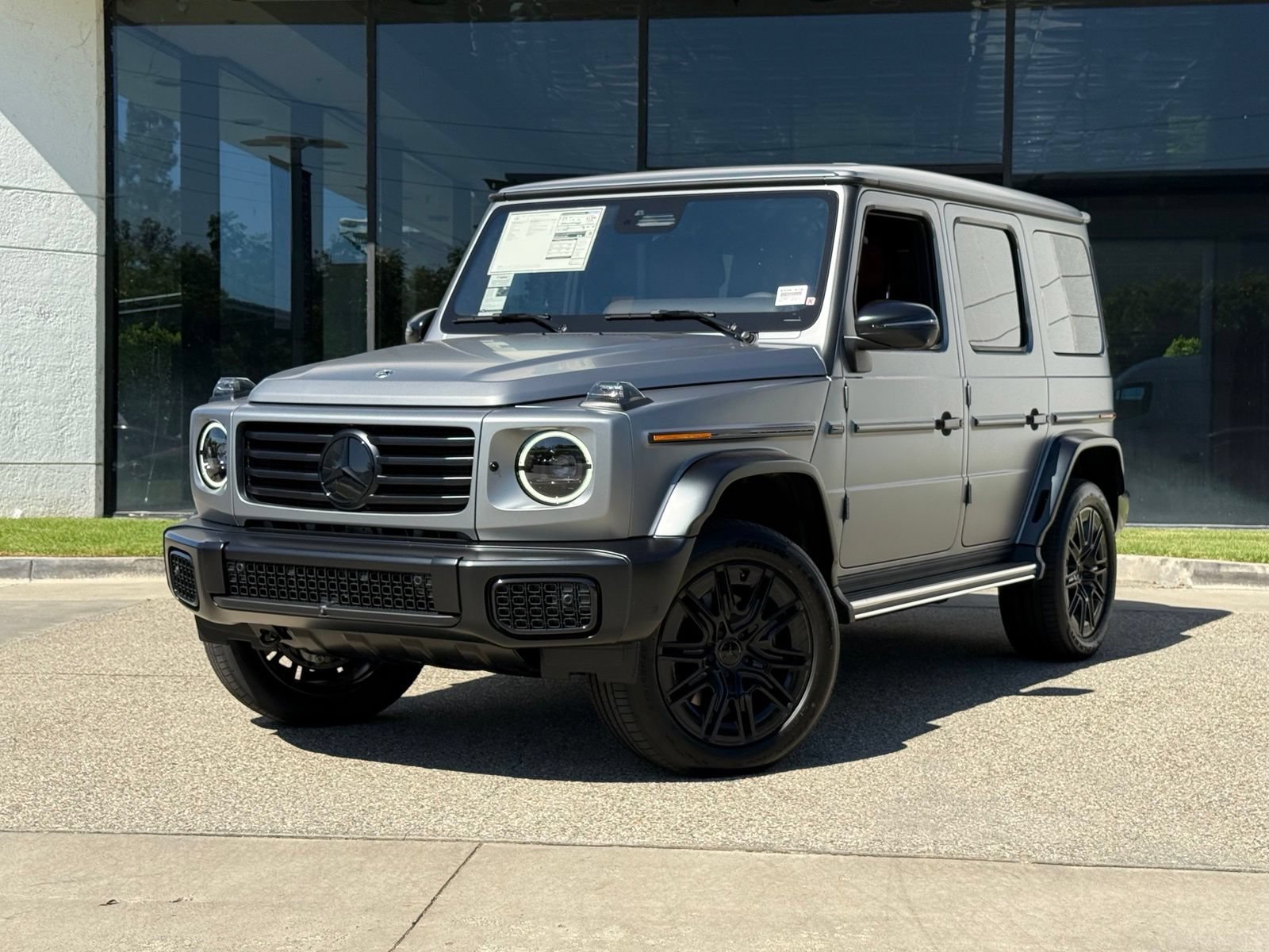 New 2027 Mercedes-Benz G 580 e image 2