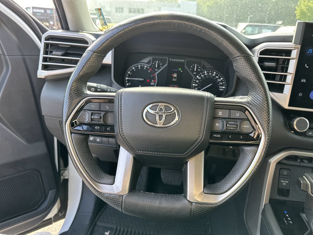Used 2023 Toyota Tundra Limited AWD/4WD image 12