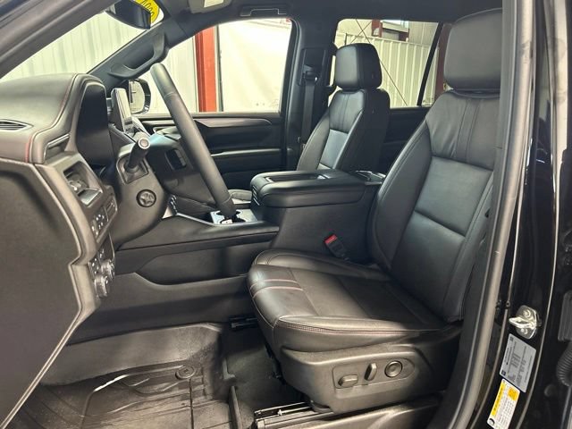 Used 2024 Chevrolet Tahoe RST w/ Luxury Package AWD/4WD image 12