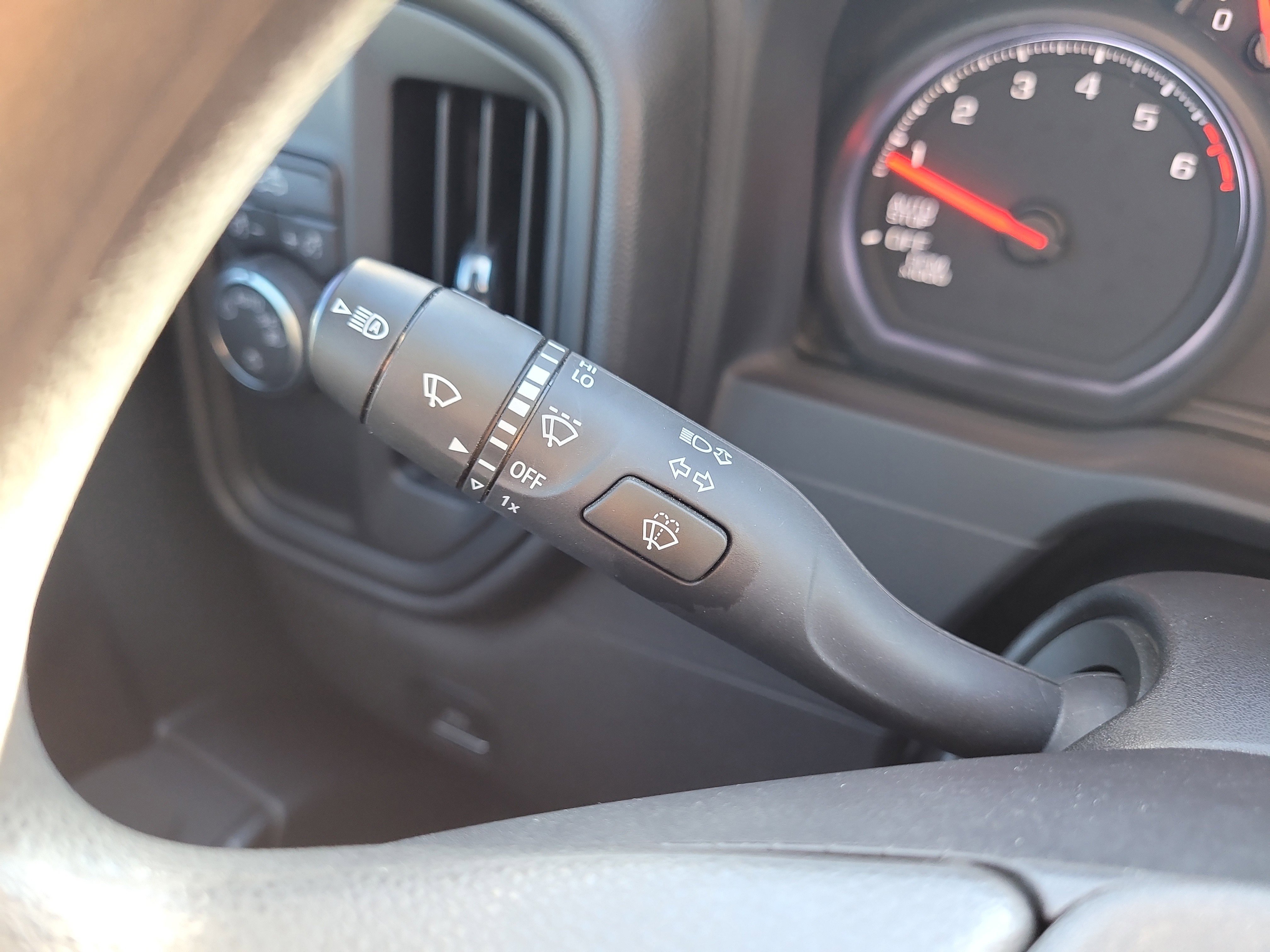 Used 2023 Chevrolet Silverado 1500 W/T image 28