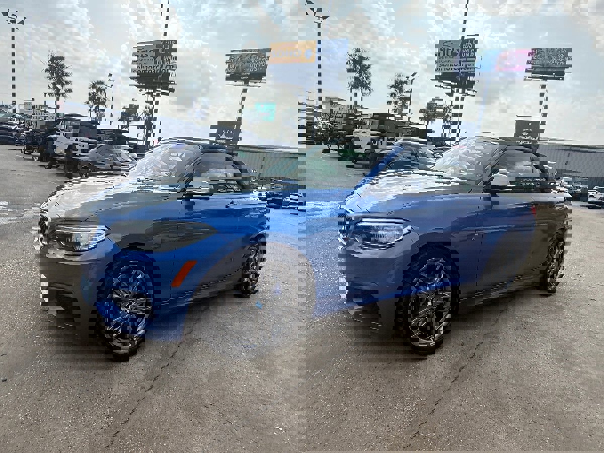 Used 2016 BMW M235i xDrive Convertible image 8