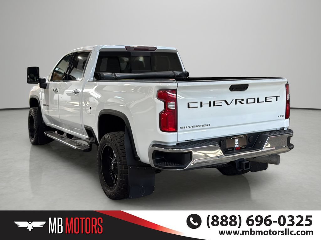Used 2021 Chevrolet Silverado 3500 LTZ w/ LTZ Convenience Package AWD/4WD image 3