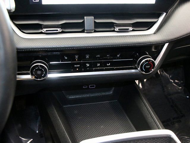 Certified 2025 Chevrolet Equinox LT w/ Safety and Technology Package image 21