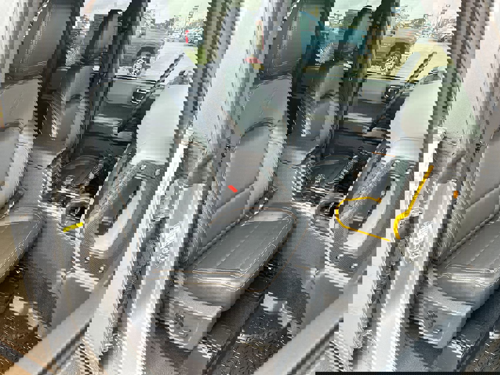 Used 2023 Ford Bronco Badlands image 22