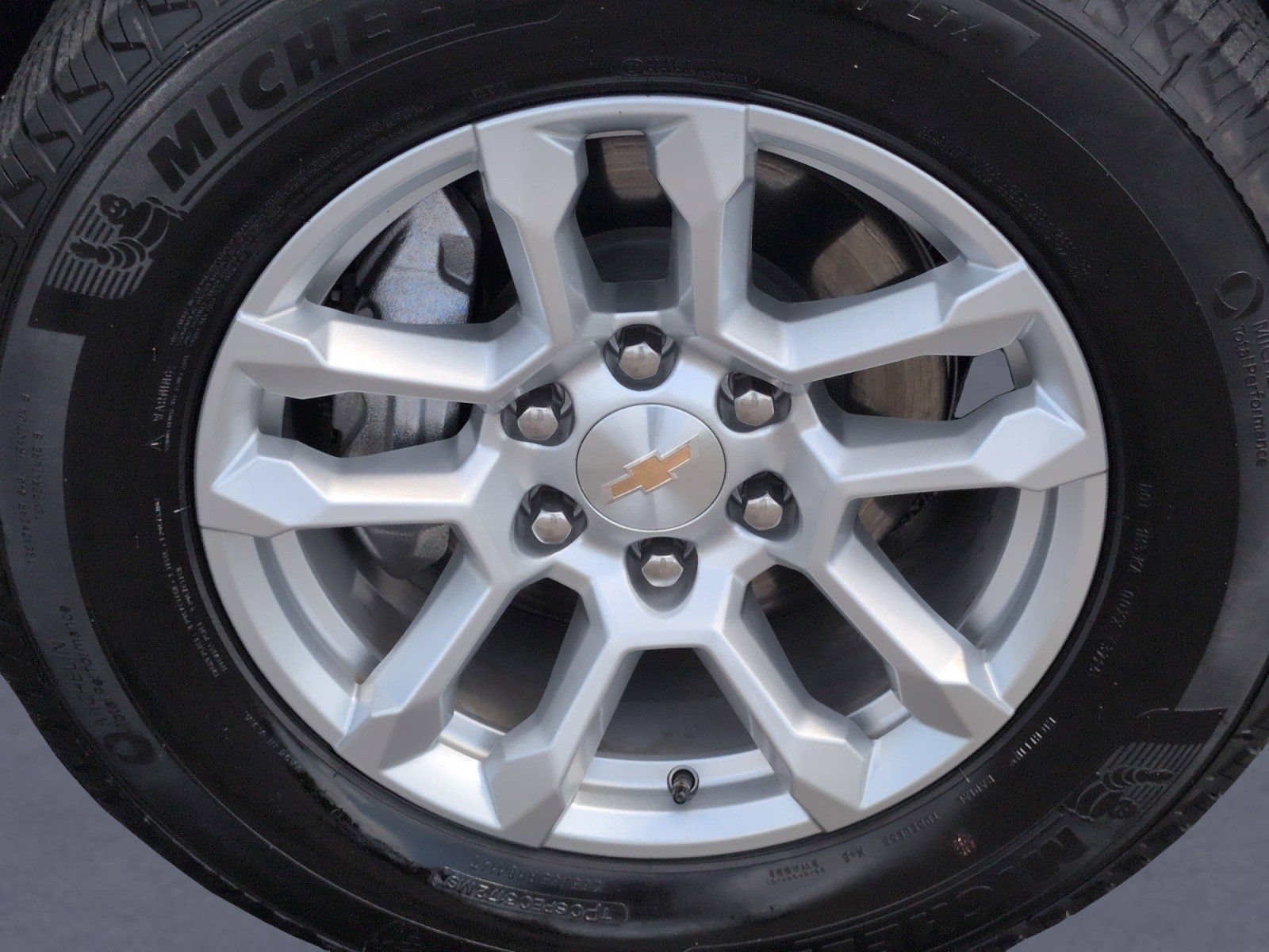 Used 2026 Chevrolet Silverado 1500 LT AWD/4WD image 34