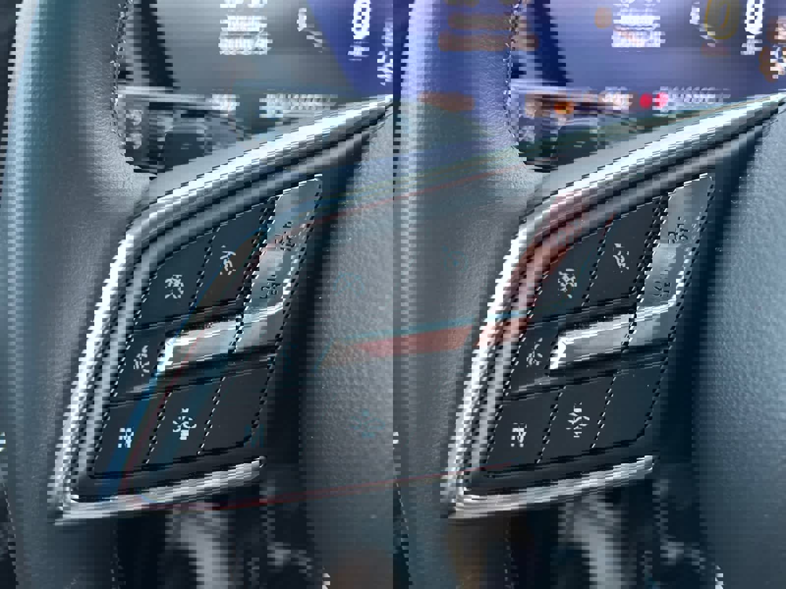 Used 2025 Buick Envision Preferred image 22