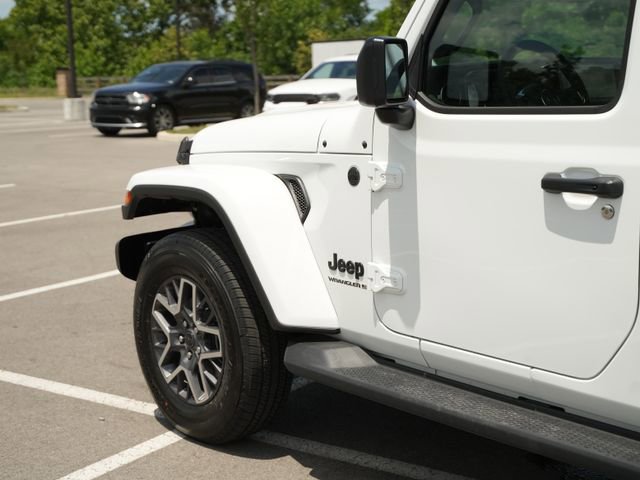 New 2026 Jeep Wrangler Unlimited Sahara AWD/4WD image 39