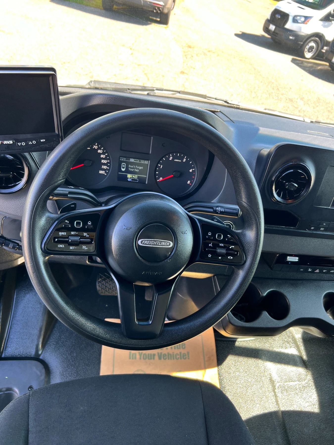 Used 2019 Freightliner Sprinter 3500 w/ Premium Package image 13