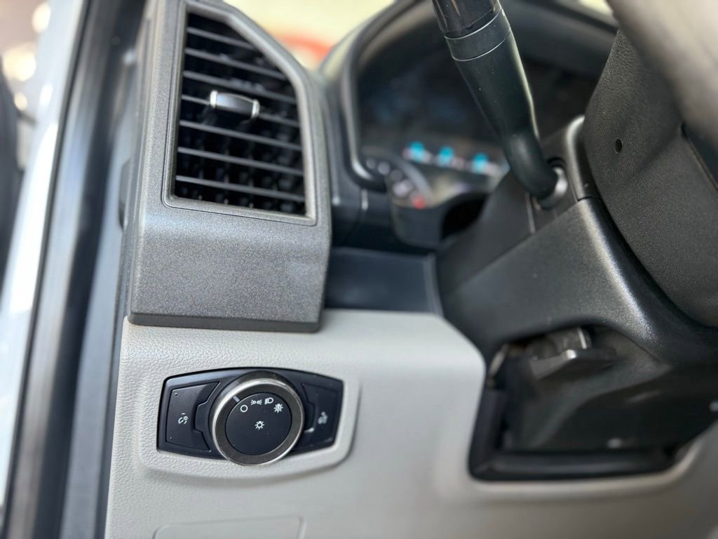Used 2020 Ford F350 XL w/ Power Equipment Group image 18