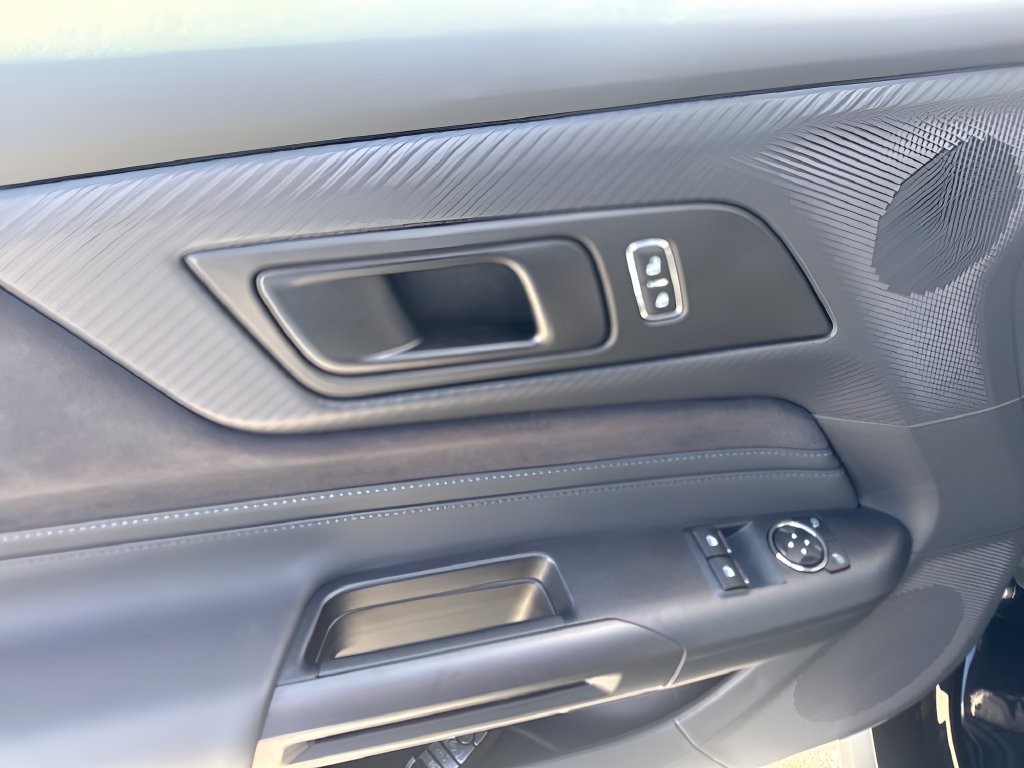 Used 2026 Ford Mustang Dark Horse RWD image 25