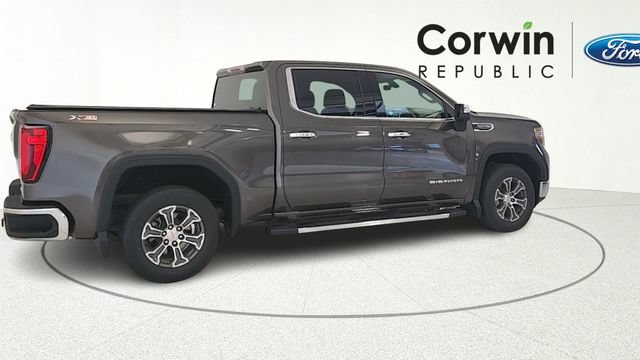 Used 2019 GMC Sierra 1500 SLT w/ X31 Off-Road Package AWD/4WD image 8