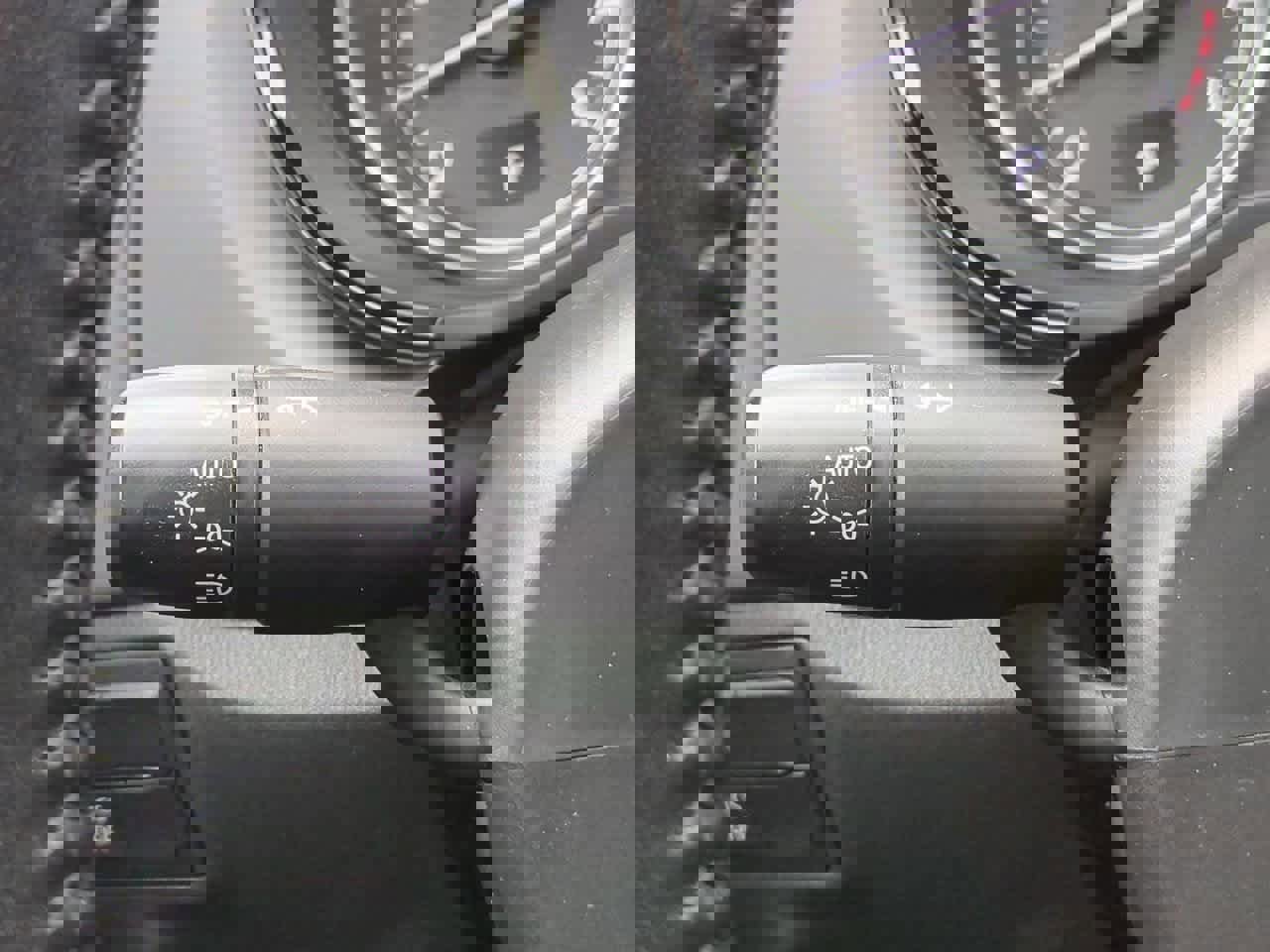 Used 2018 MAZDA CX-9 Sport image 25