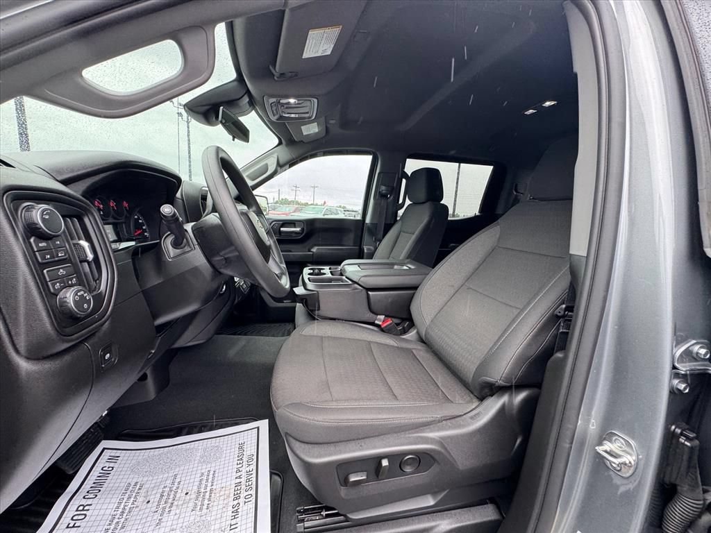 Used 2026 Chevrolet Silverado 1500 Custom AWD/4WD image 17