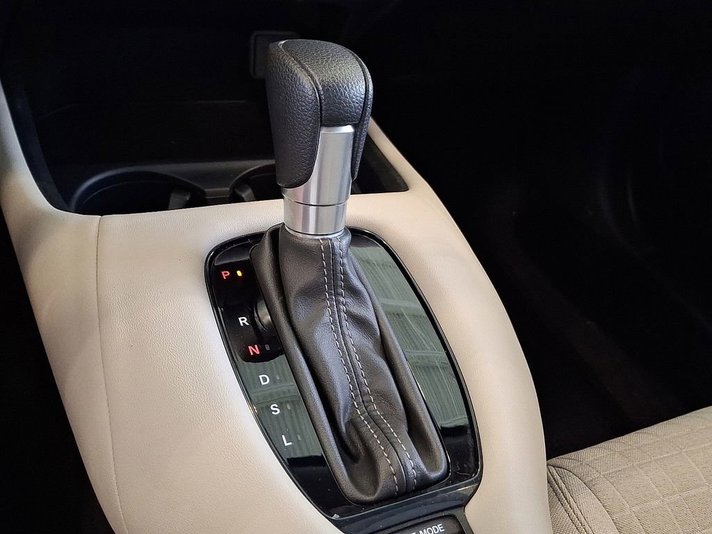 Used 2024 Honda HR-V LX image 16