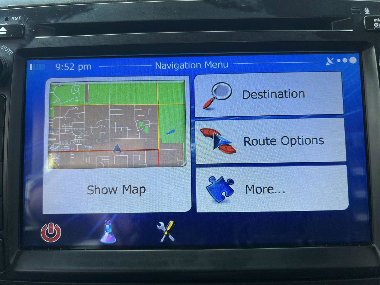 Used 2011 GMC Sierra 2500 SLE w/ SLE Preferred Package image 18