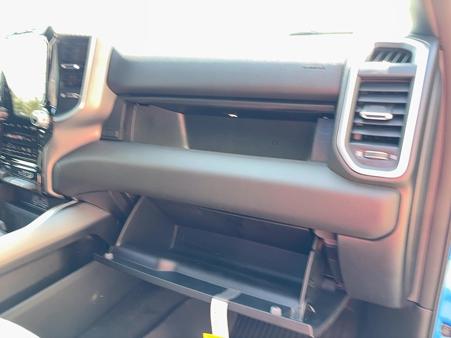 New 2026 RAM 1500 Big Horn AWD/4WD image 10