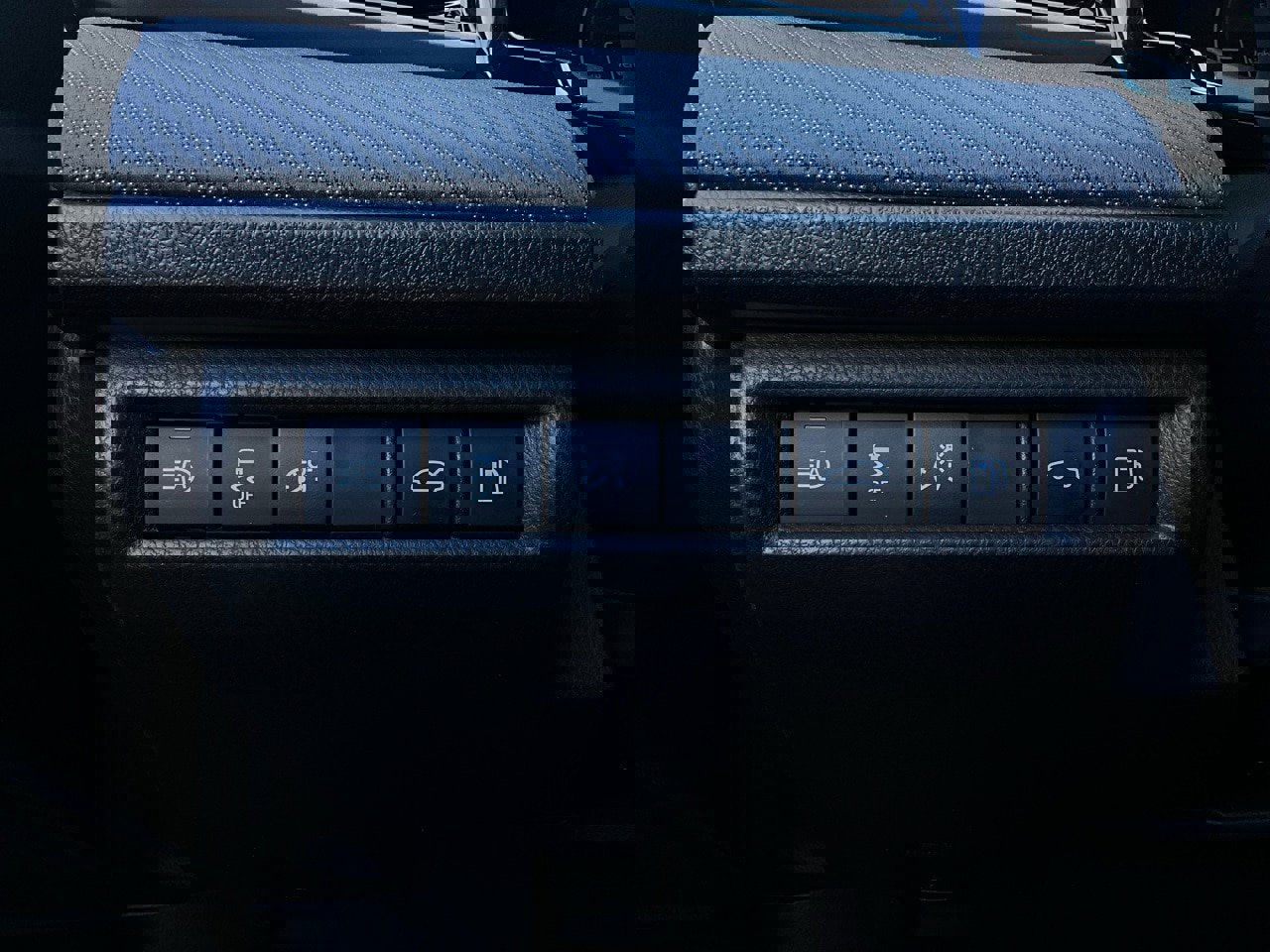 Used 2025 Toyota Camry SE image 22