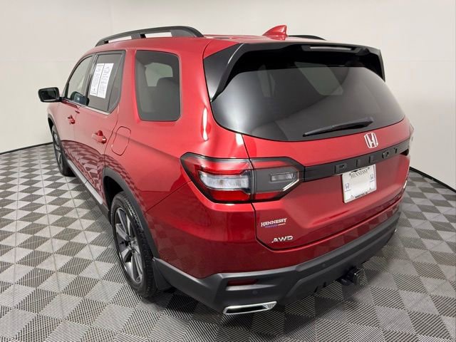 Used 2024 Honda Pilot Elite image 4