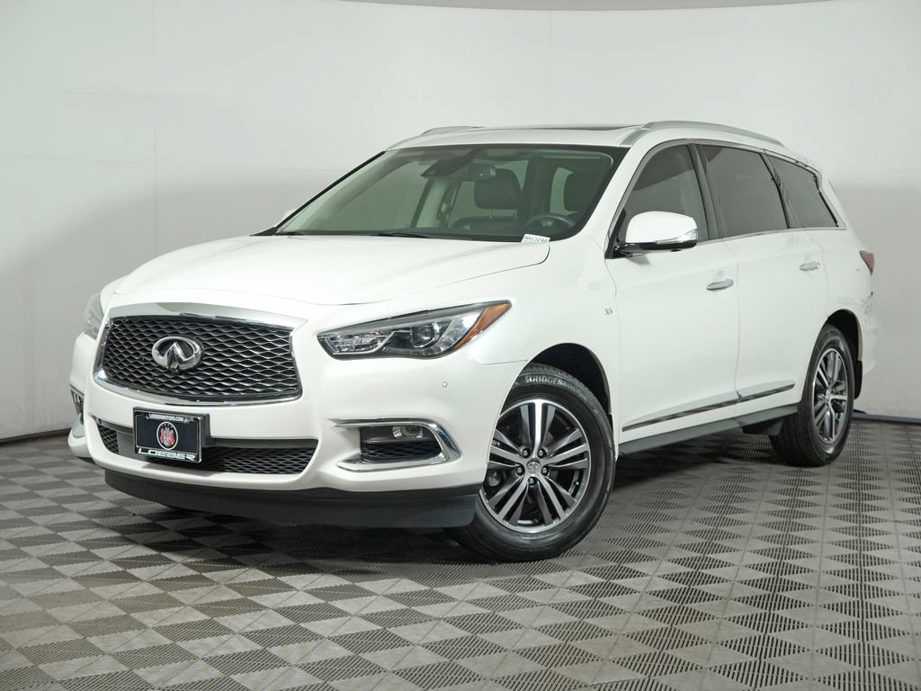 Used 2019 INFINITI QX60 Luxe w/ Essential Package