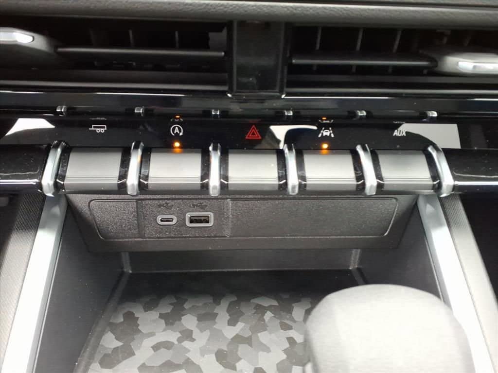 New 2026 Chevrolet Colorado W/T RWD image 18
