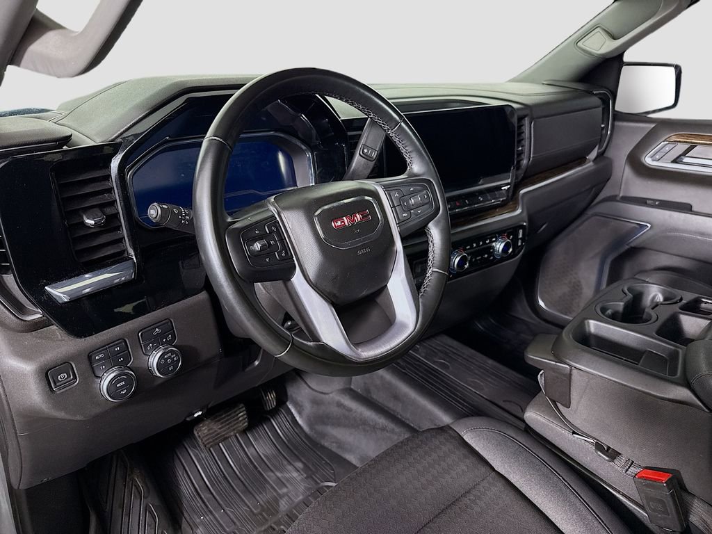 Used 2024 GMC Sierra 1500 Elevation image 9