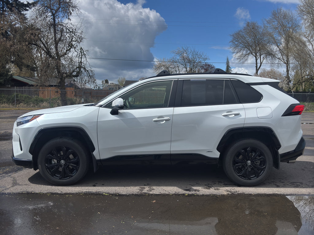 Used 2024 Toyota RAV4 SE w/ Convenience Package AWD/4WD image 21