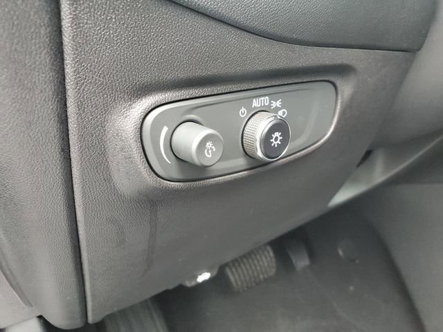 Certified 2023 Chevrolet Equinox RS w/ LPO, Floor Liner Package image 24