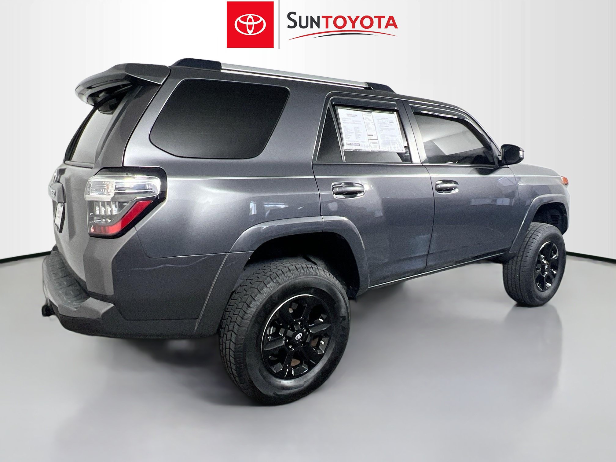 Used 2019 Toyota 4Runner SR5 RWD image 4