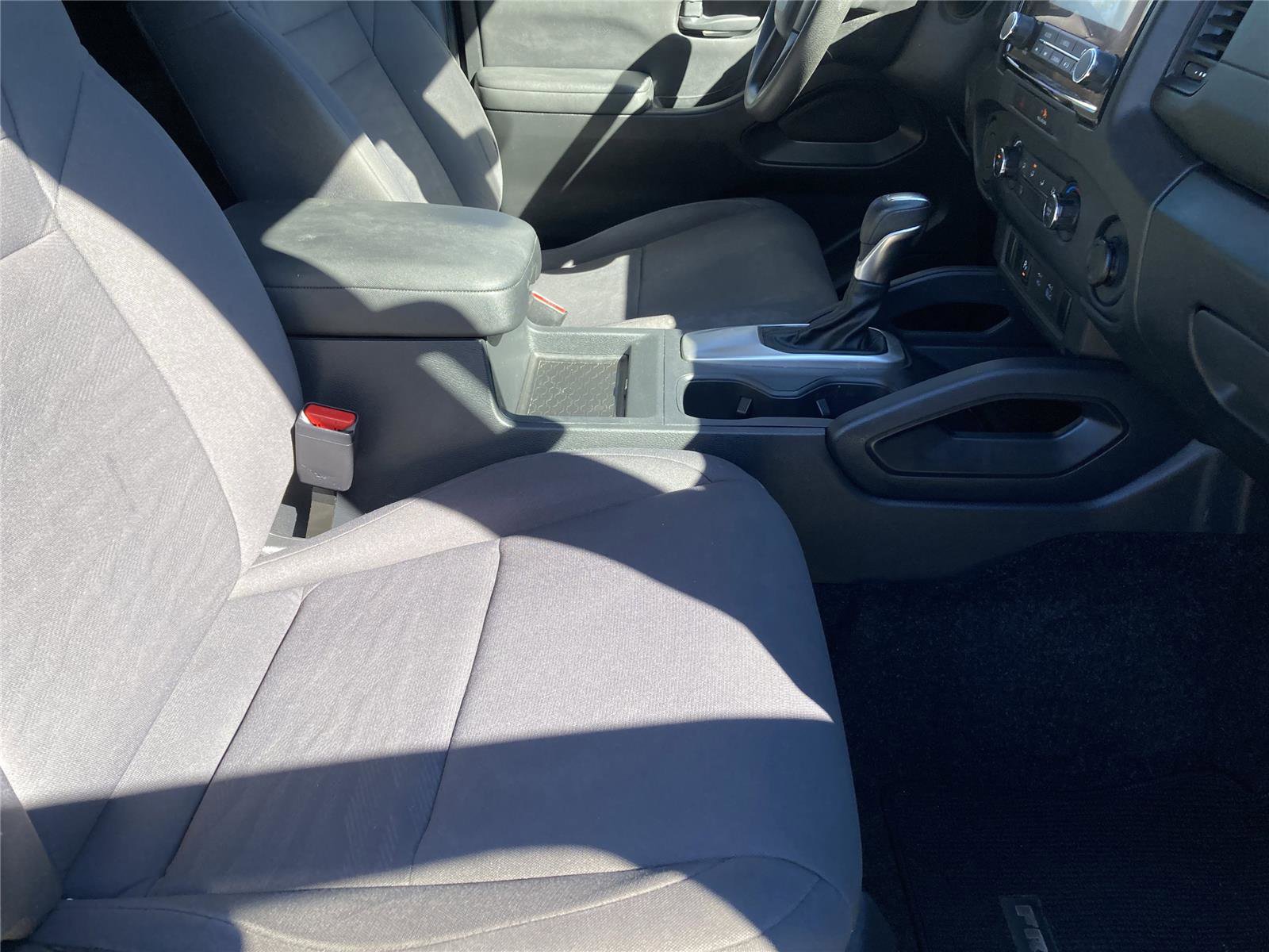 Used 2022 Nissan Frontier S w/ Technology Package image 31