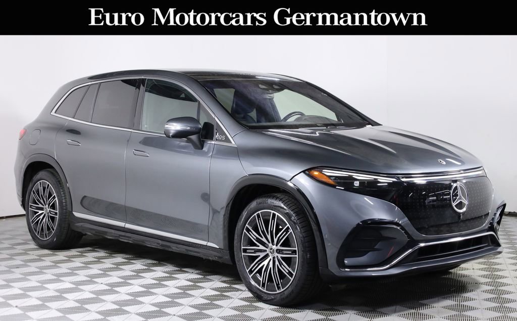 Used 2023 Mercedes-Benz EQS 580 4MATIC SUV w/ Exclusive Trim Package