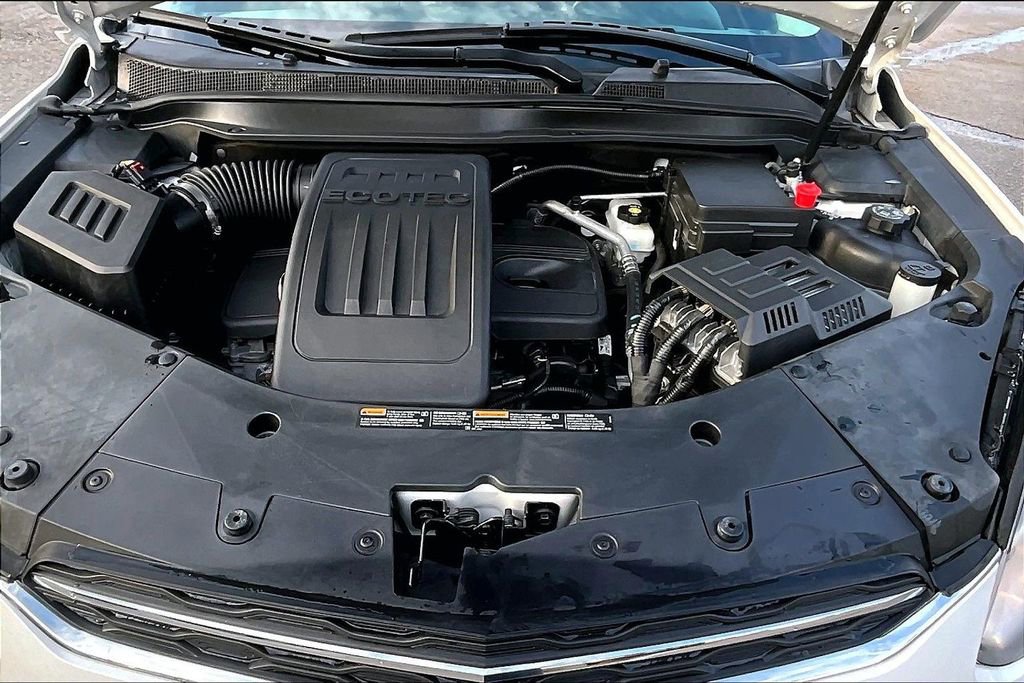 Used 2017 Chevrolet Equinox Premier w/ Enhanced Convenience Package image 11